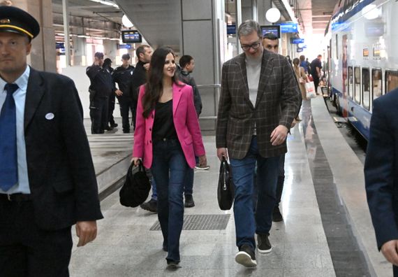 Predsednik Vučić obišao završne radove na staničnoj zgradi Železničke stanice Subotica