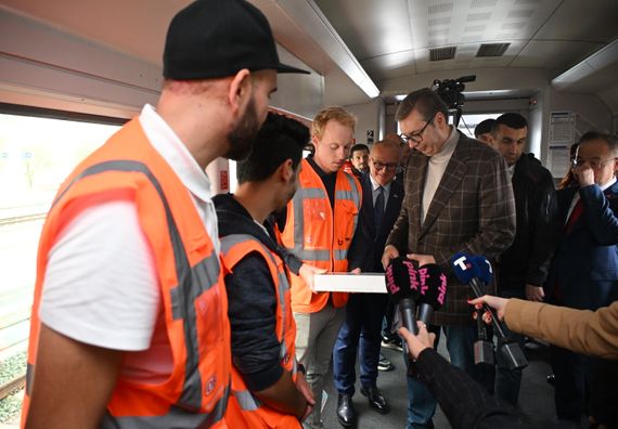 Predsednik Vučić obišao završne radove na staničnoj zgradi Železničke stanice Subotica