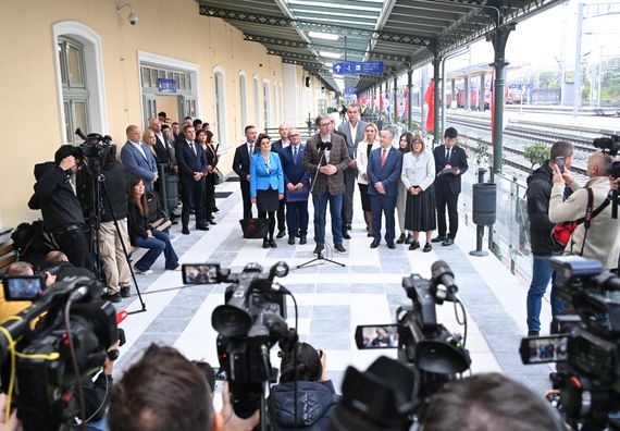 Predsednik Vučić obišao završne radove na staničnoj zgradi Železničke stanice Subotica