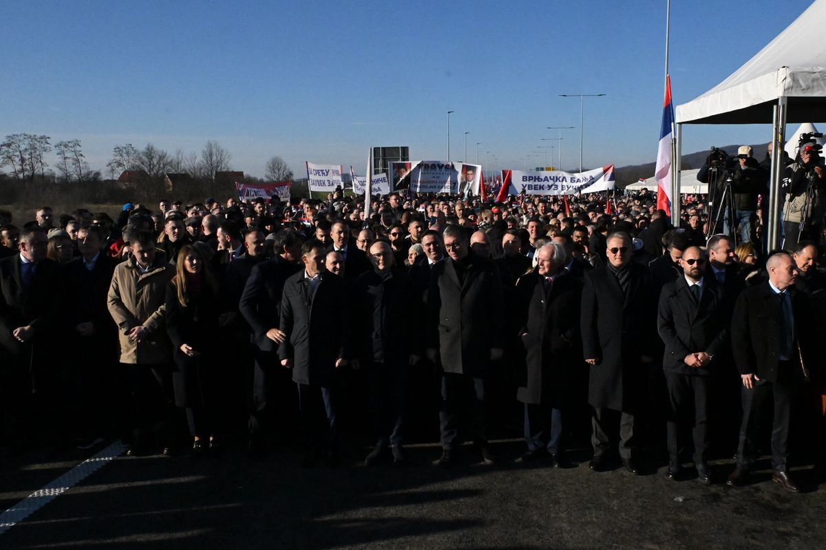 Председник Вучић присуствовао отварању деонице ауто-пута Е-761 (Моравски коридор)